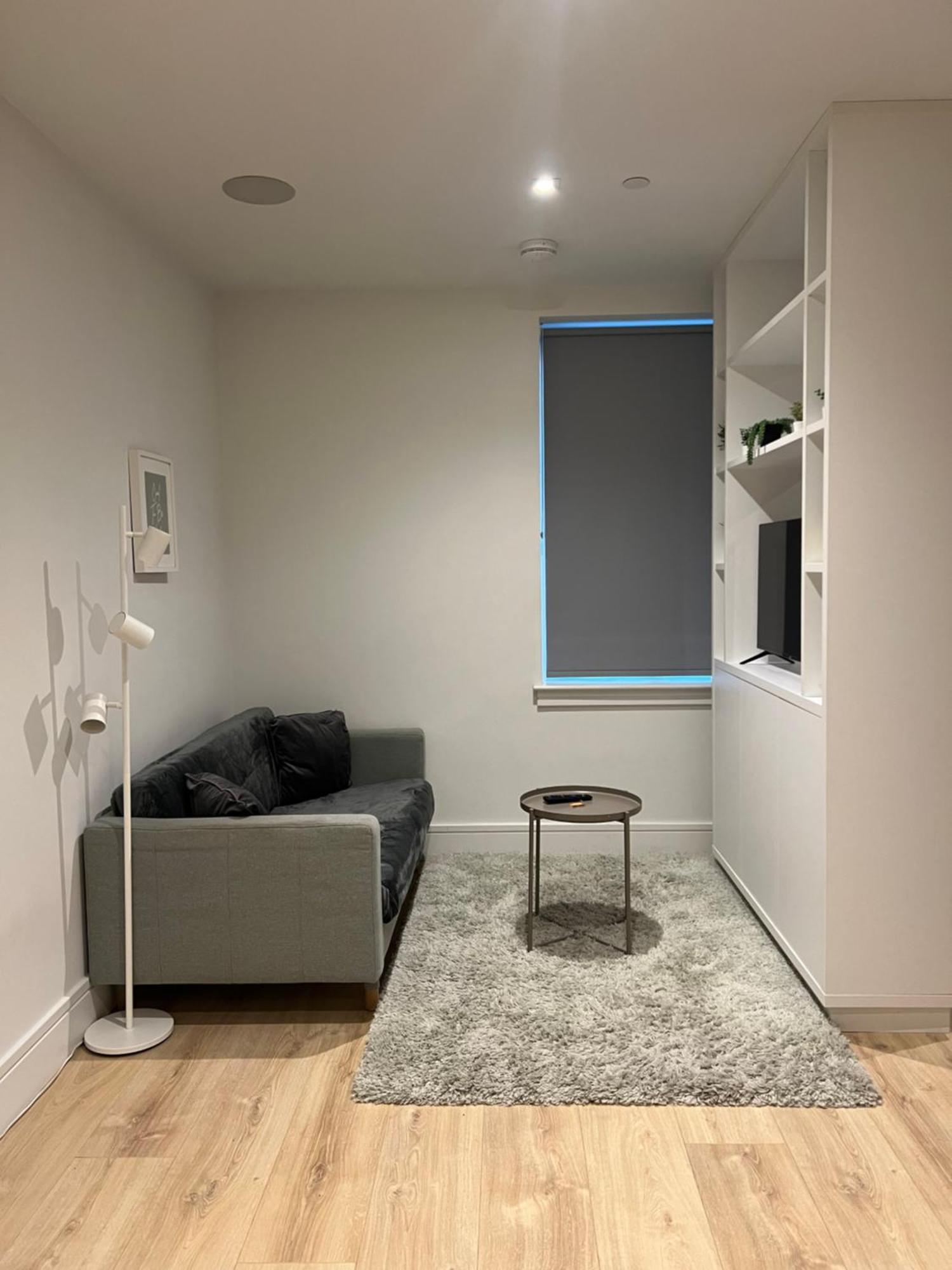 Voyager Haus Apartments, Ev Charging Stations, London Heathrow Airport, Lhr, Terminal 4, Re-energise & Go Hillingdon
