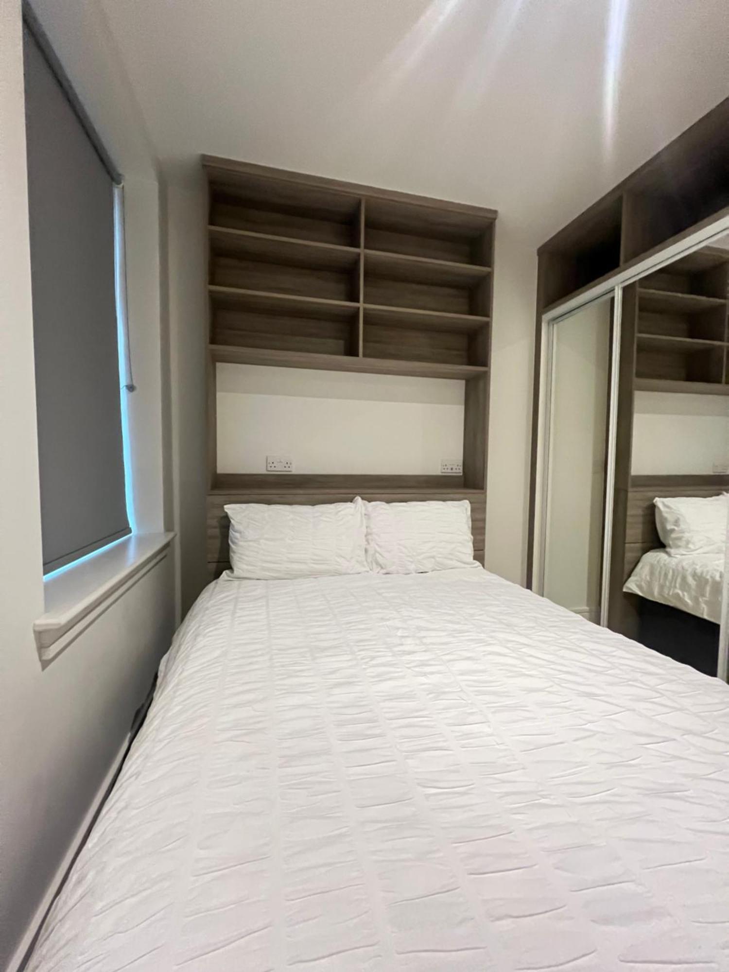 Voyager Haus Apartments, Ev Charging Stations, London Heathrow Airport, Lhr, Terminal 4, Re-energise & Go